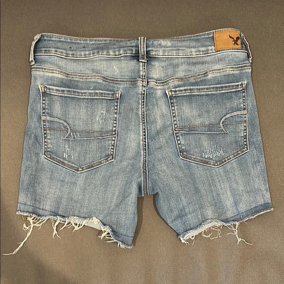American Eagle Outfitters Midi Denim Shorts Size 12 - Picture 8 of 9